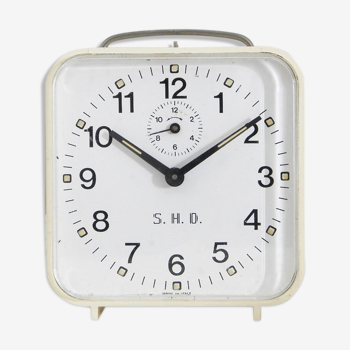 Working vintage mechanical alarm clock