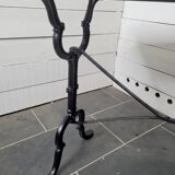 Bistro table in cast iron and oak top