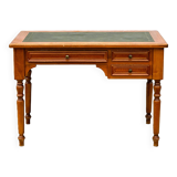 Children's desk