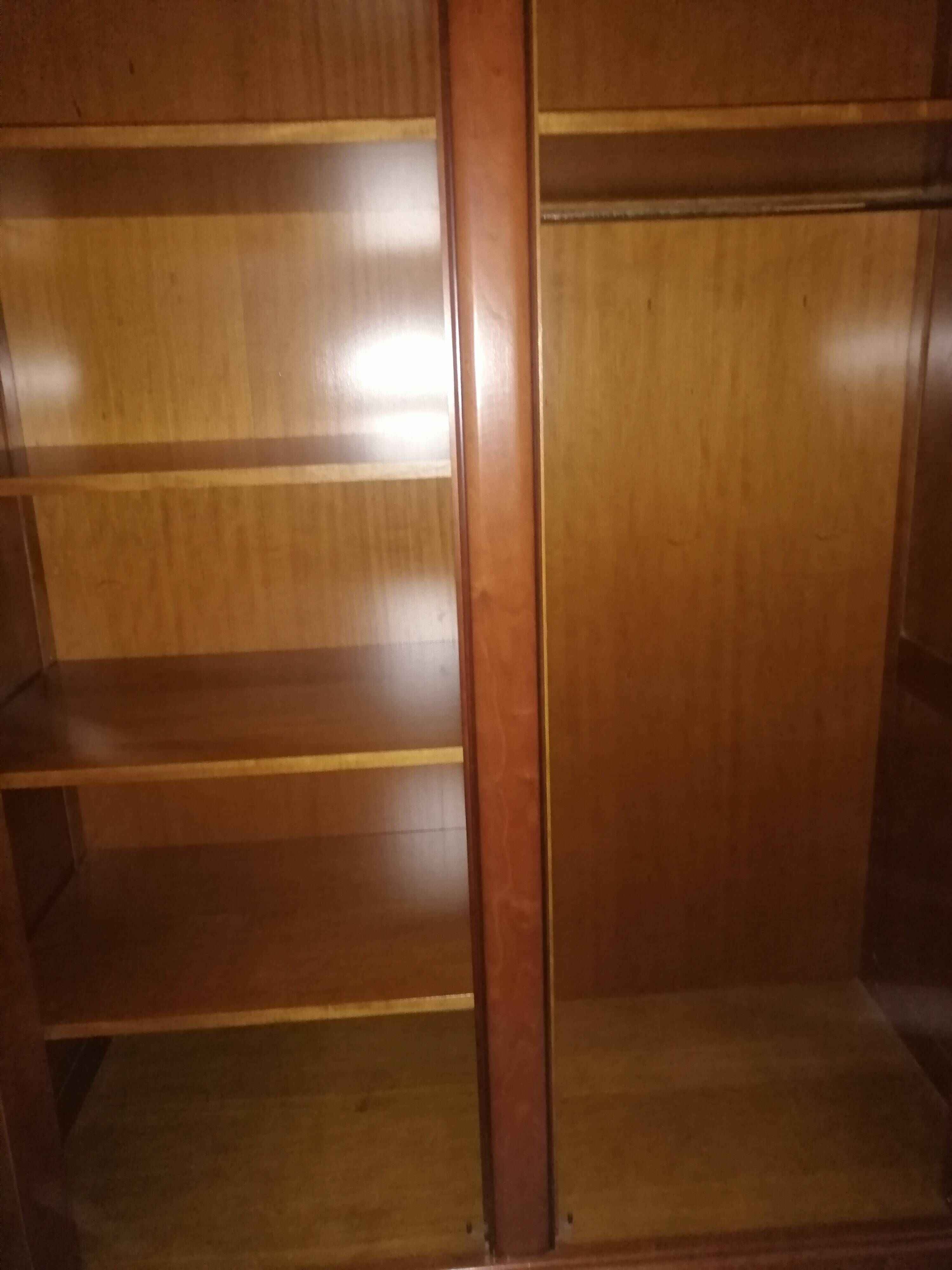Armoire