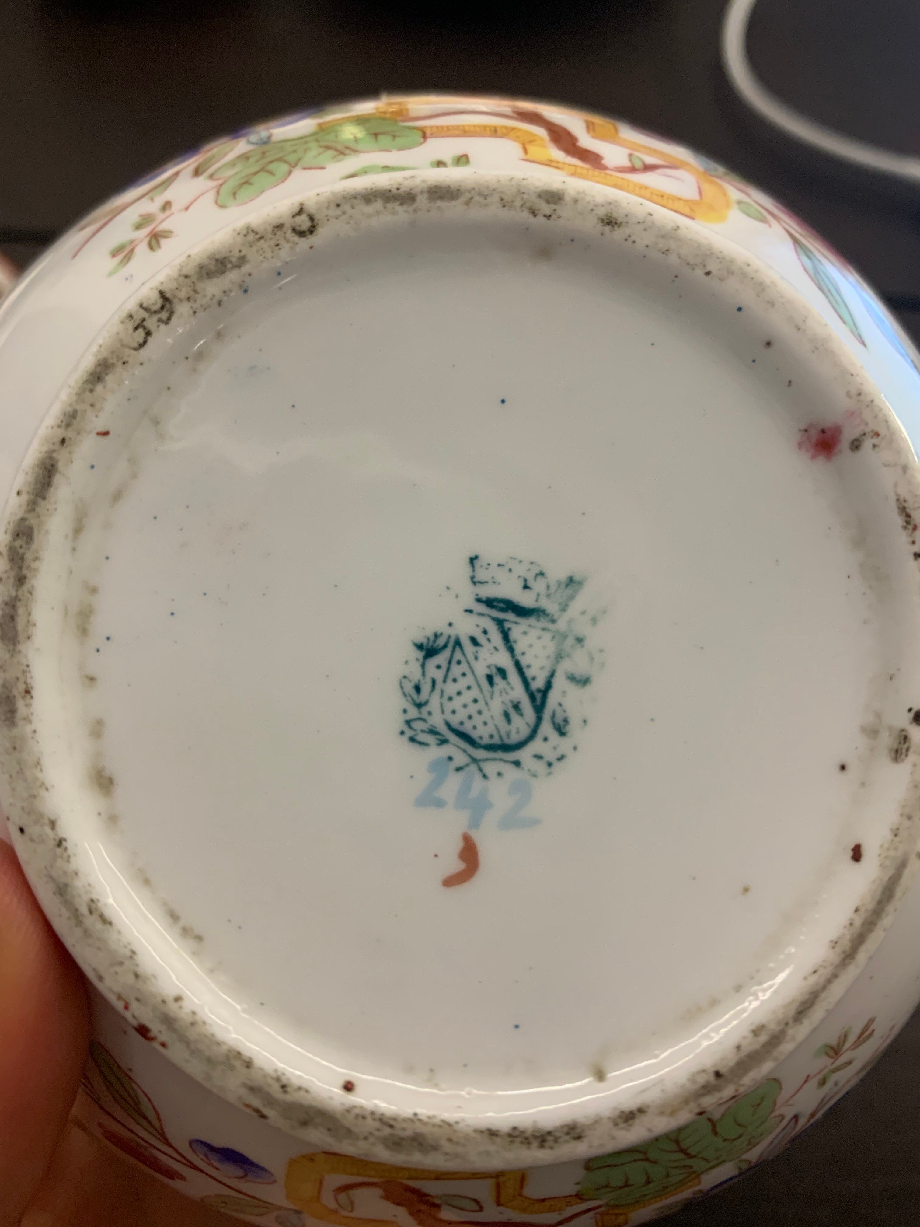 Porcelain teapot Sarreguemines