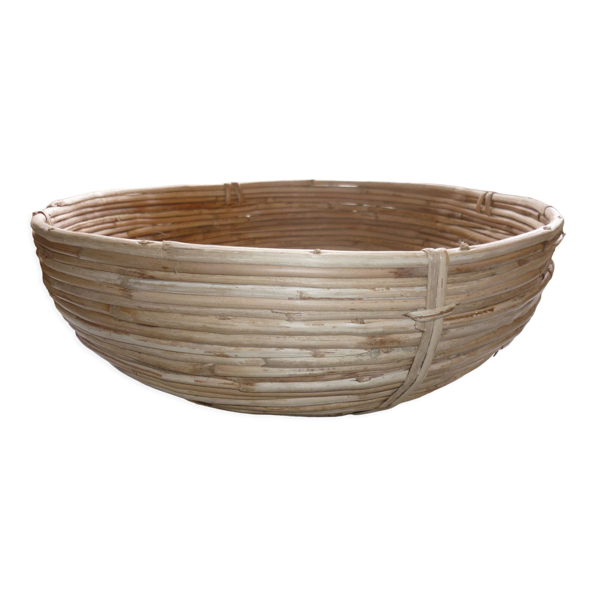 Bauhaus rattan basket from 1960