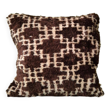 Housse de coussin en tapis berbère ancien