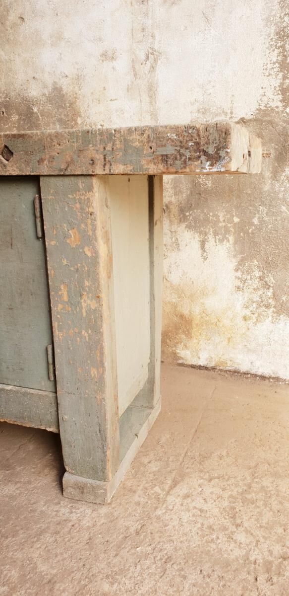 Old carpenter's workbench