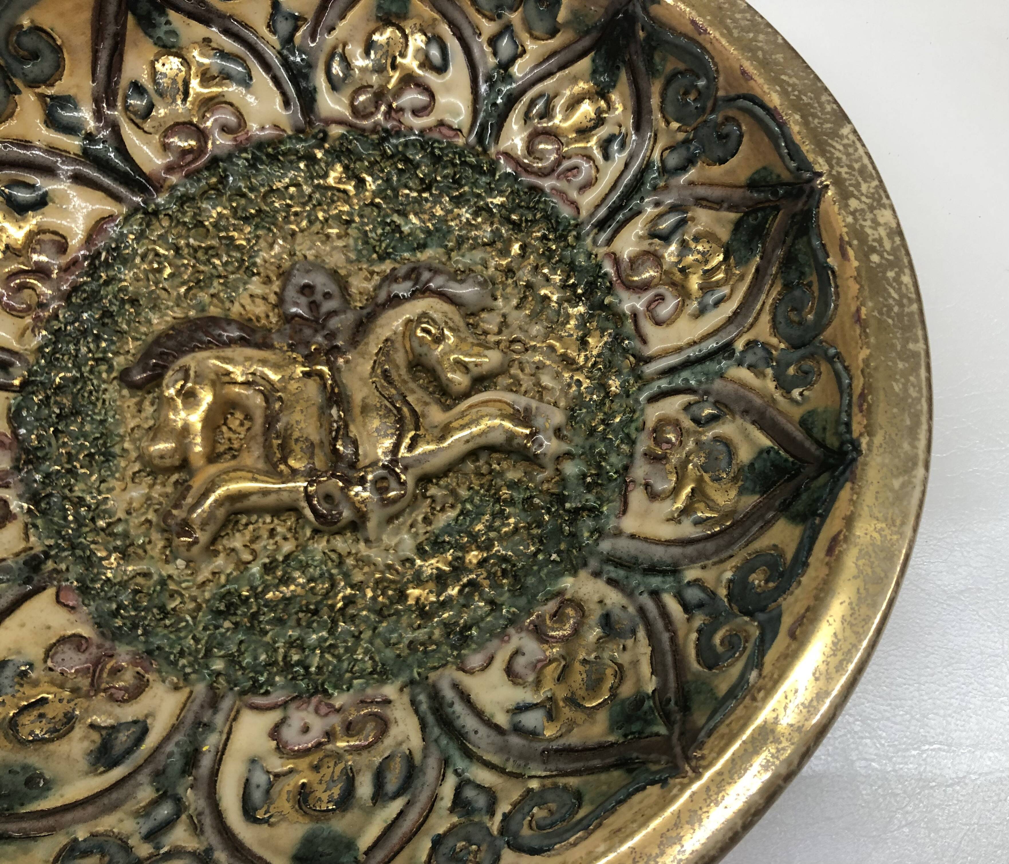 Plat en céramique de Nimy par Georges Destrebecq