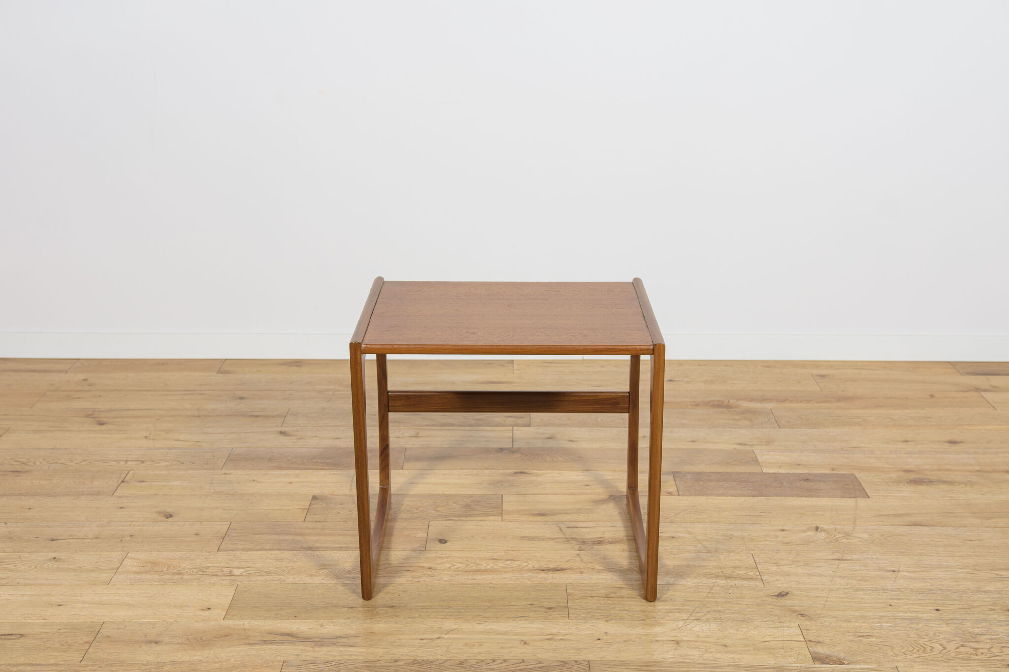 Mid-century teak nesting tables by R. Benett for G-Plan, United Kingdom, 1970s, set of 3