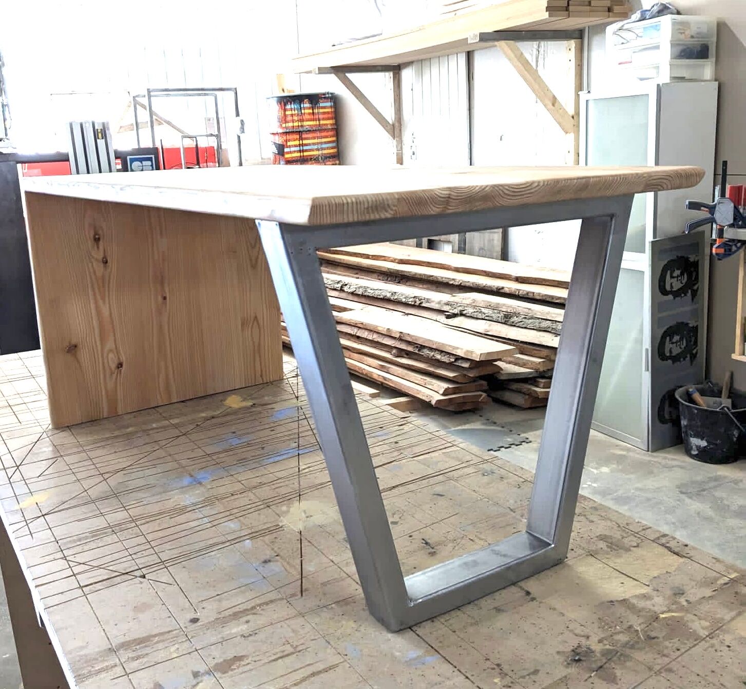 Larch coffee table and steel base