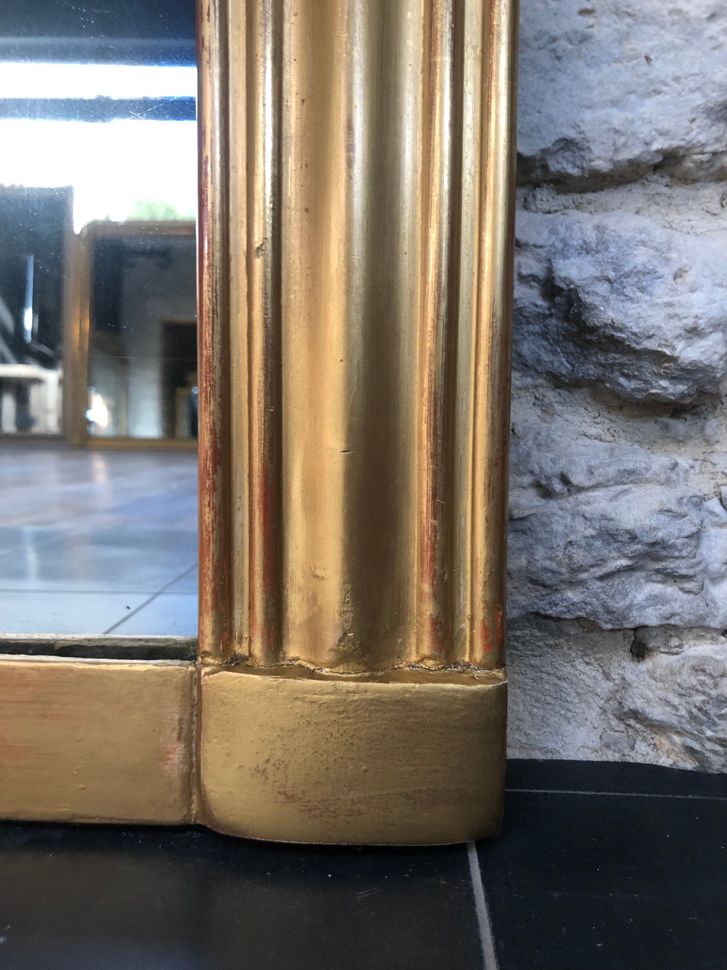 Mirror period 19th gilded with gold leaf 158.5cm / 113cm mercury ice pricked, parquet on the back.