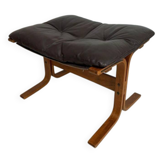 "siesta" footrest designer ingmar relling, published by westnofa