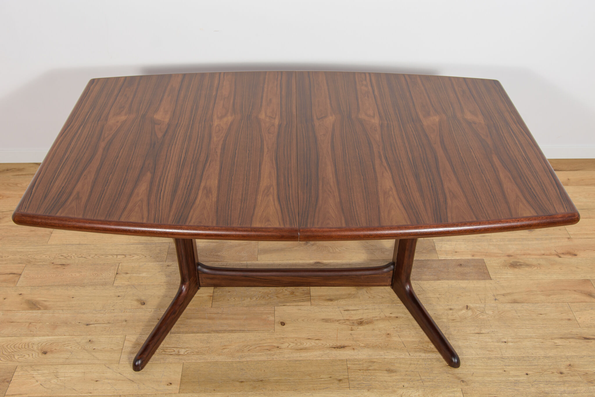 Table à manger extensible en palissandre de style mid-century moderne, Danemark, années 1960.
