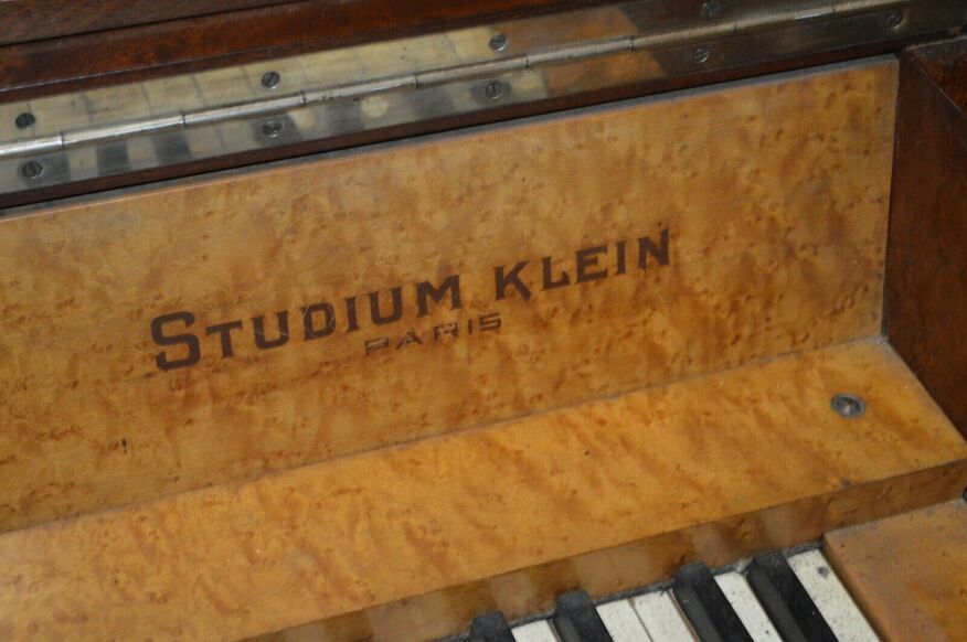 Ancien piano en noyer studium klein paris | Selency