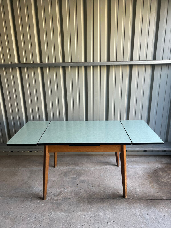 Table à manger formica