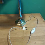 Lampe en métal argenté avec son abat jour