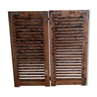 Ancient shutters of the 60s in pine