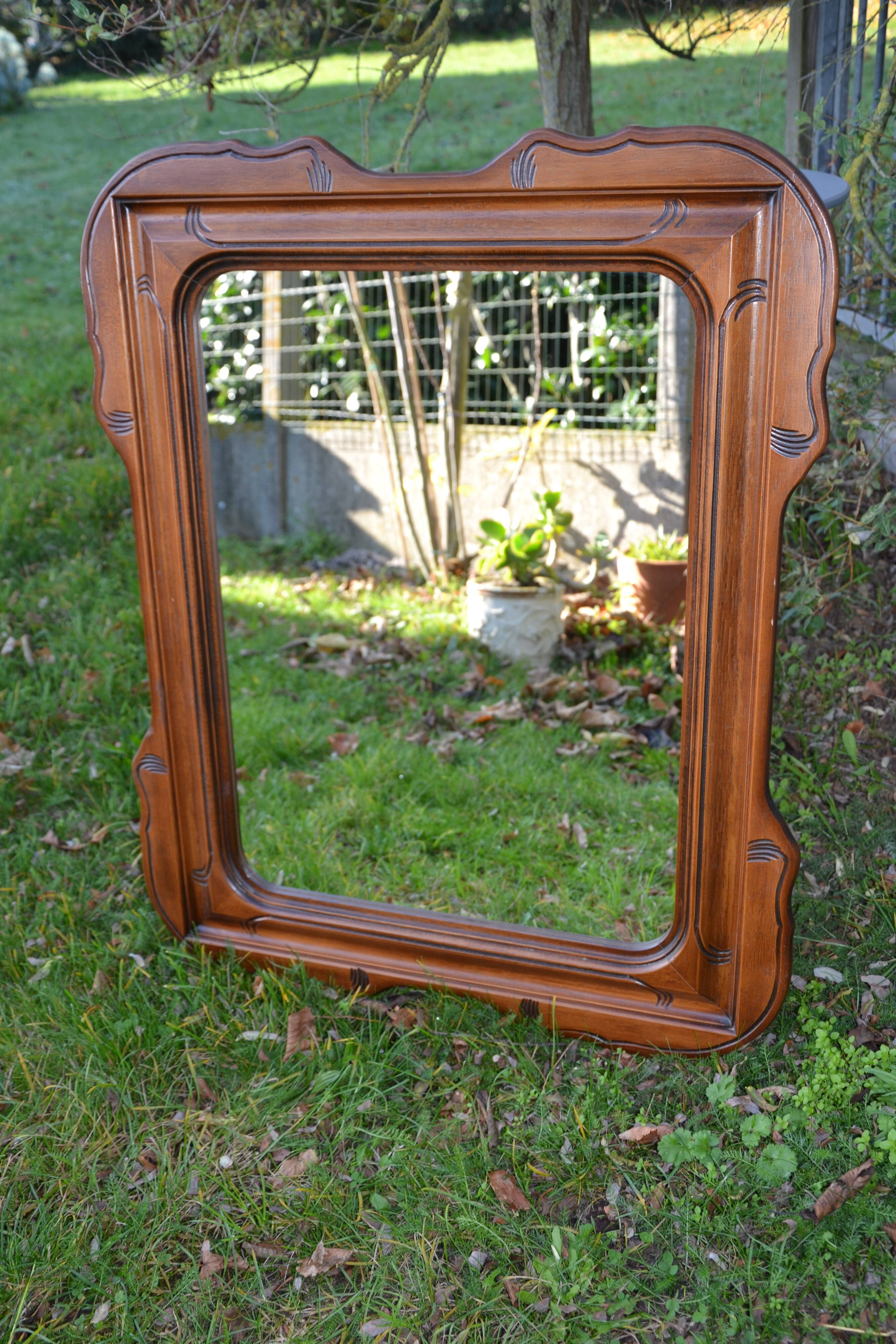 Wooden mirror
