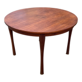 Table scandinave
