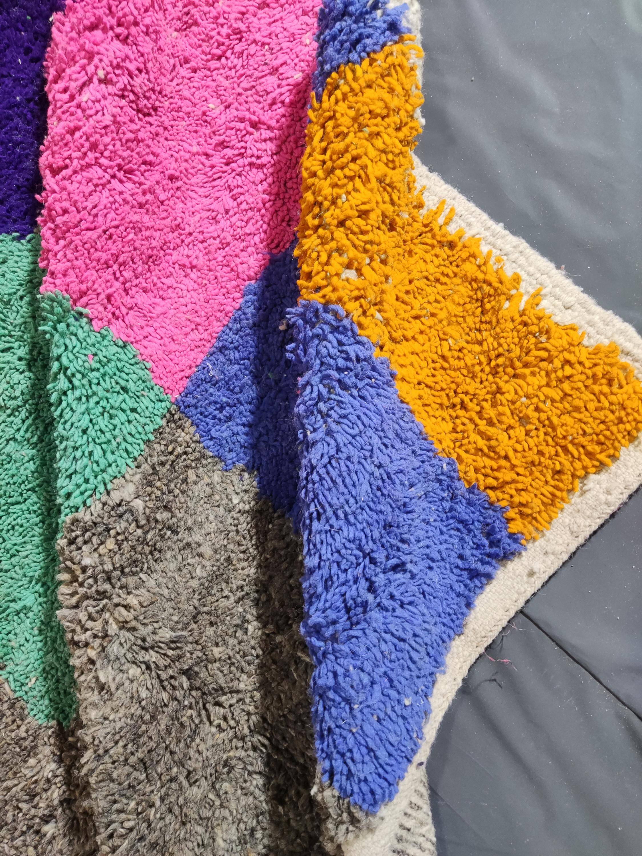 Traditional Moroccan wool rug 3 x 2 m