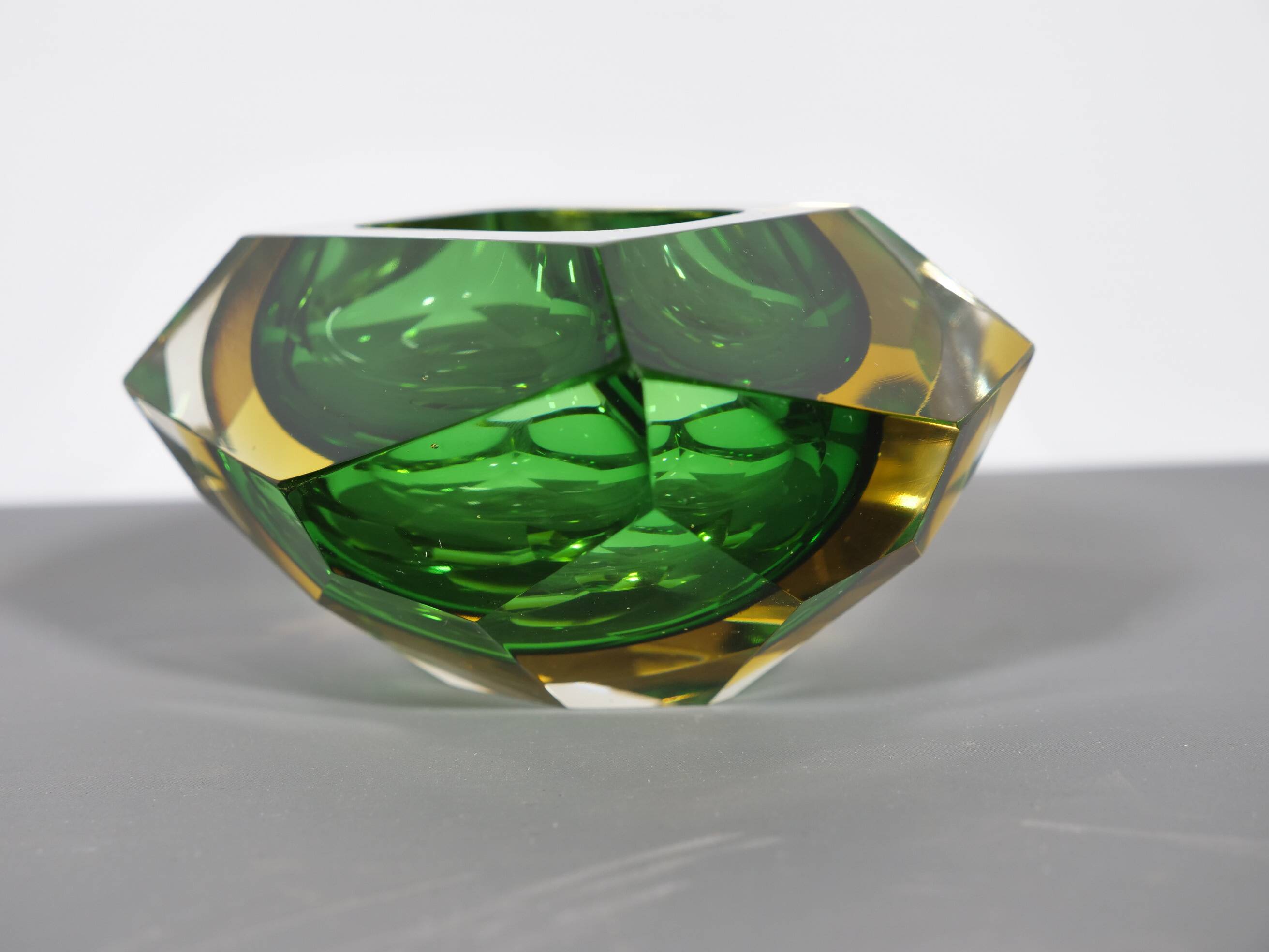 Vintage design Murano Sommerso glass bowl vase by Flavio Poli, 1970s