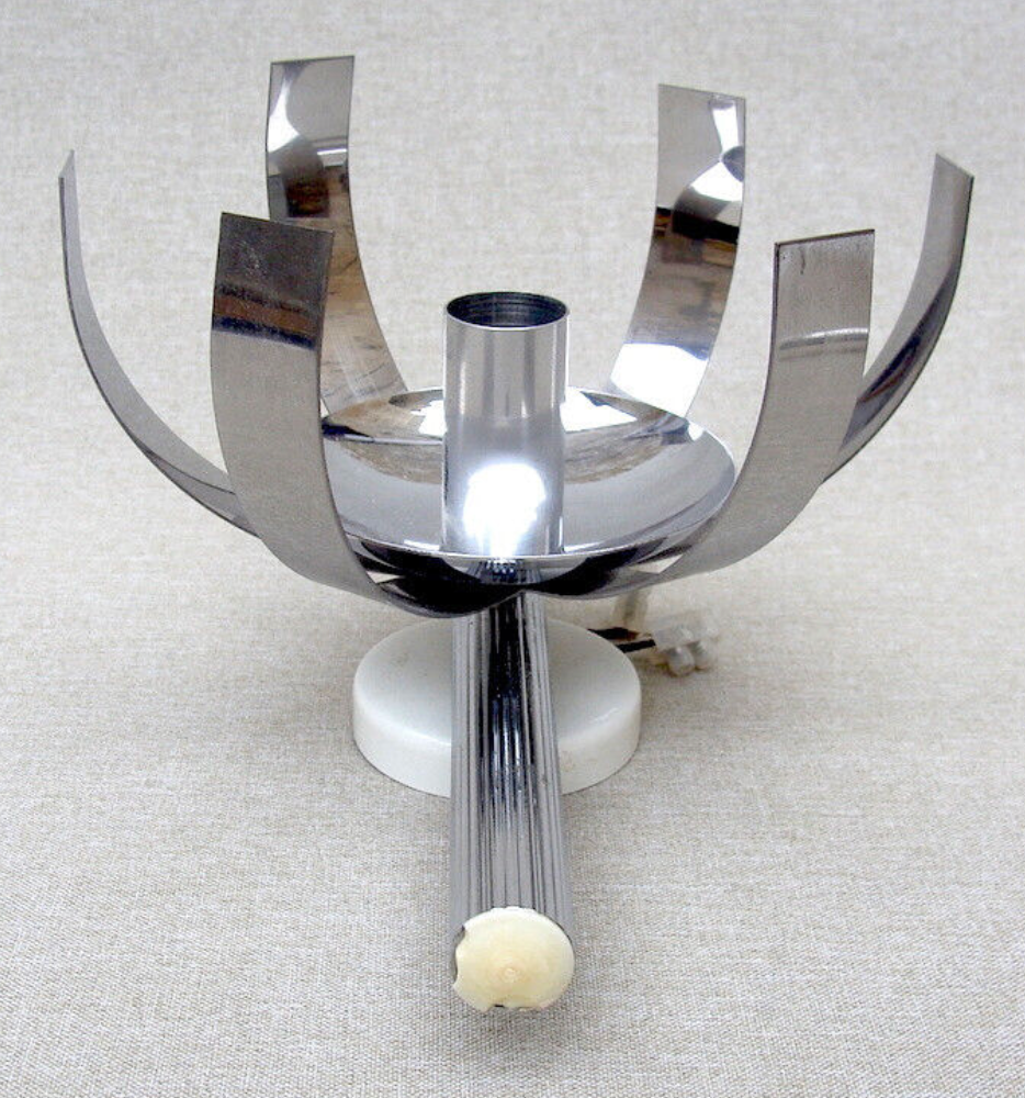 Pair of wall lamps "Fleur de lumière" Trocmé chromed aluminum, 70s
