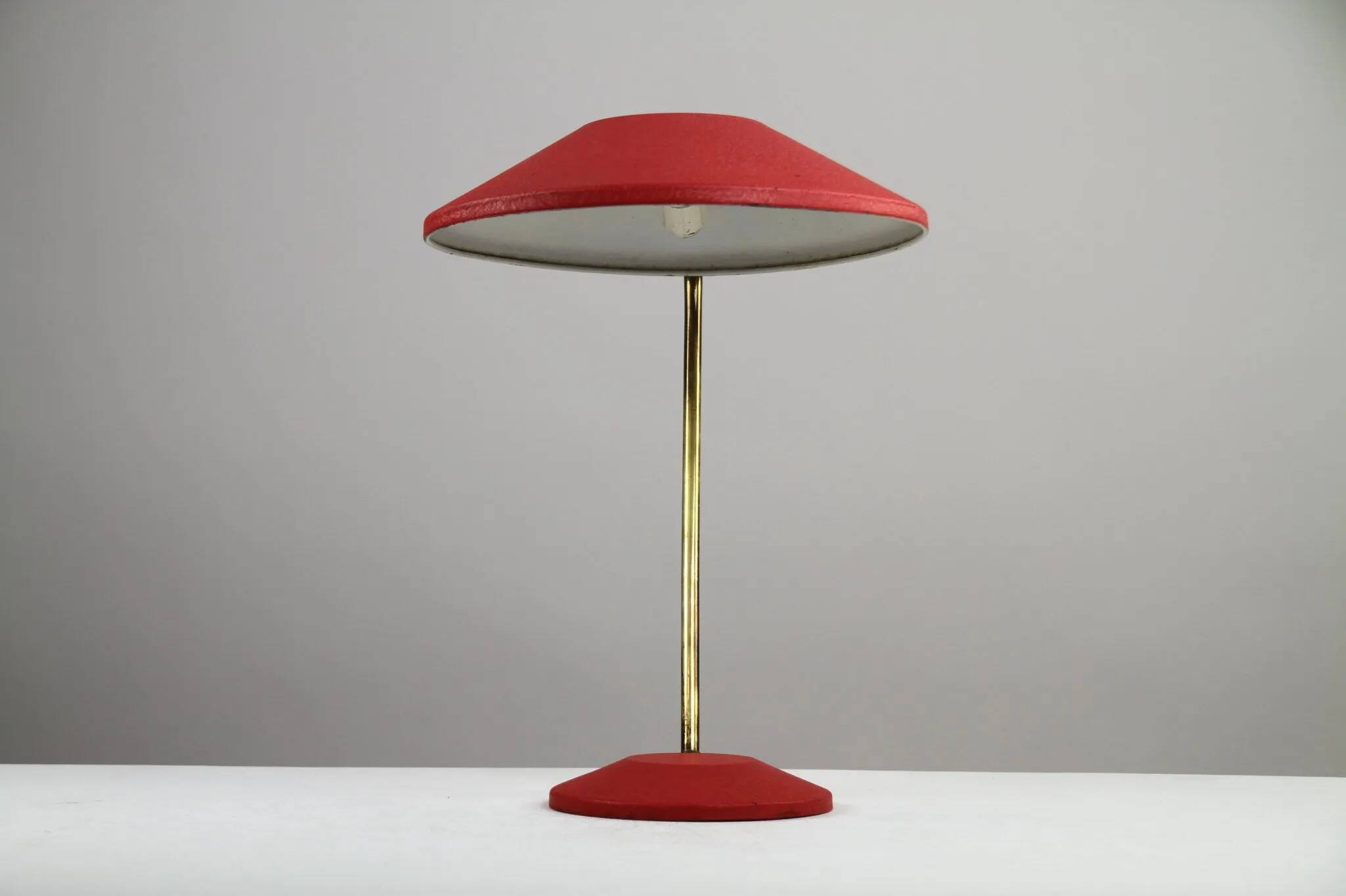 Red Shrink-Lacquered Brass Table Lamp, Germany, 1950s