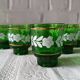 6 verres à liqueur verts décor fleuri blanc vintage