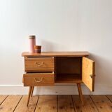 Mini commode