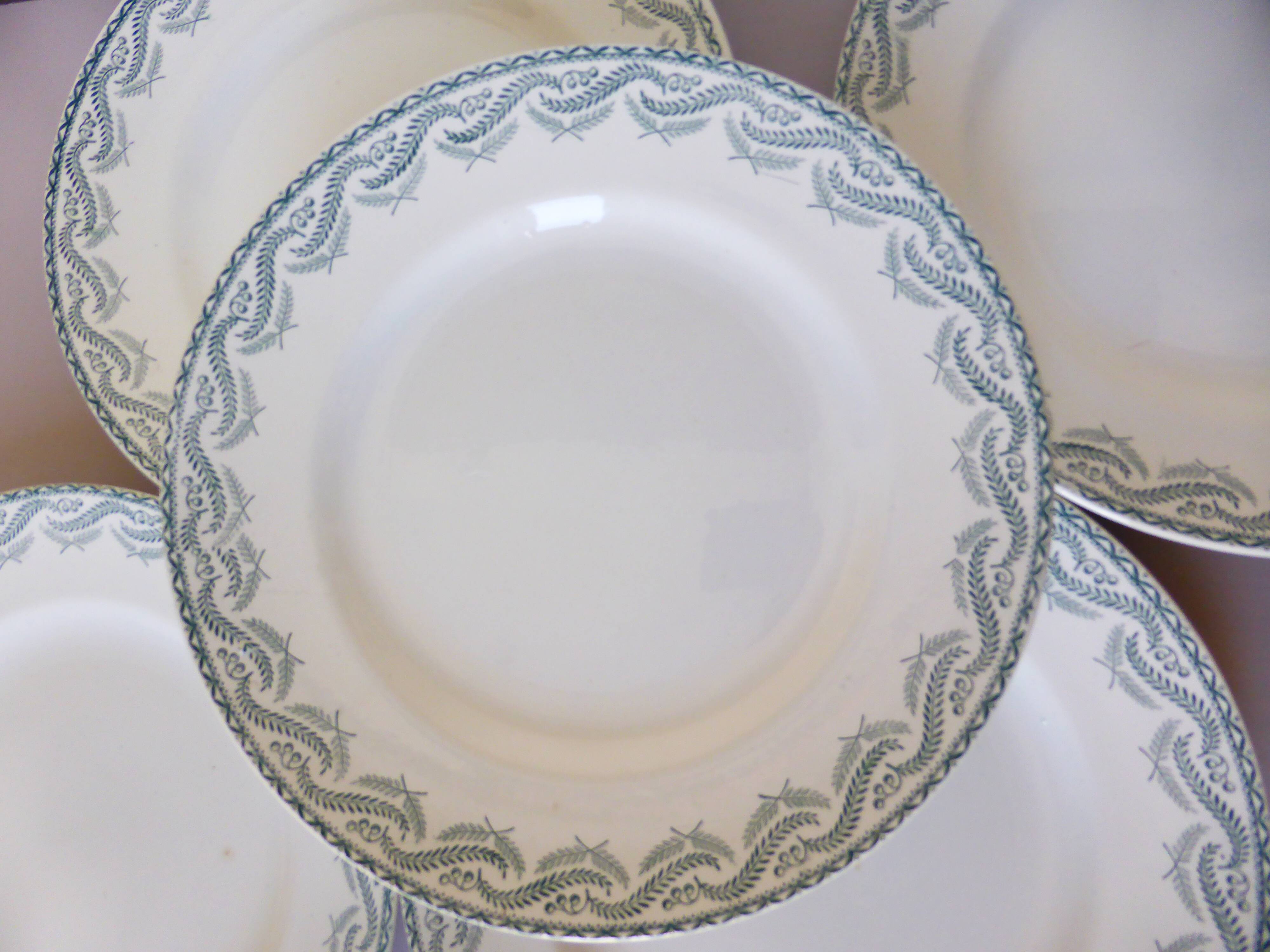 5 flat plates in iron earth from St Amand, Réjane model 210726