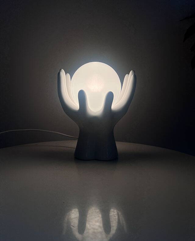 Ceramic hand lamp