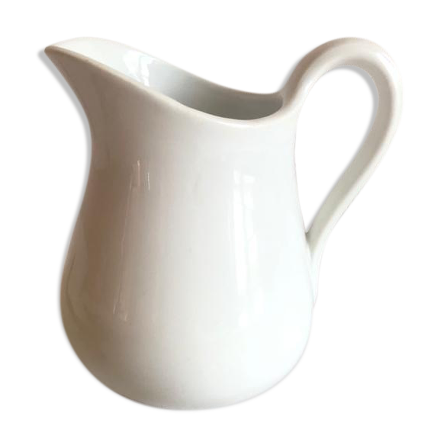 Pichet à lait ancien en porcelaine blanche épaisse