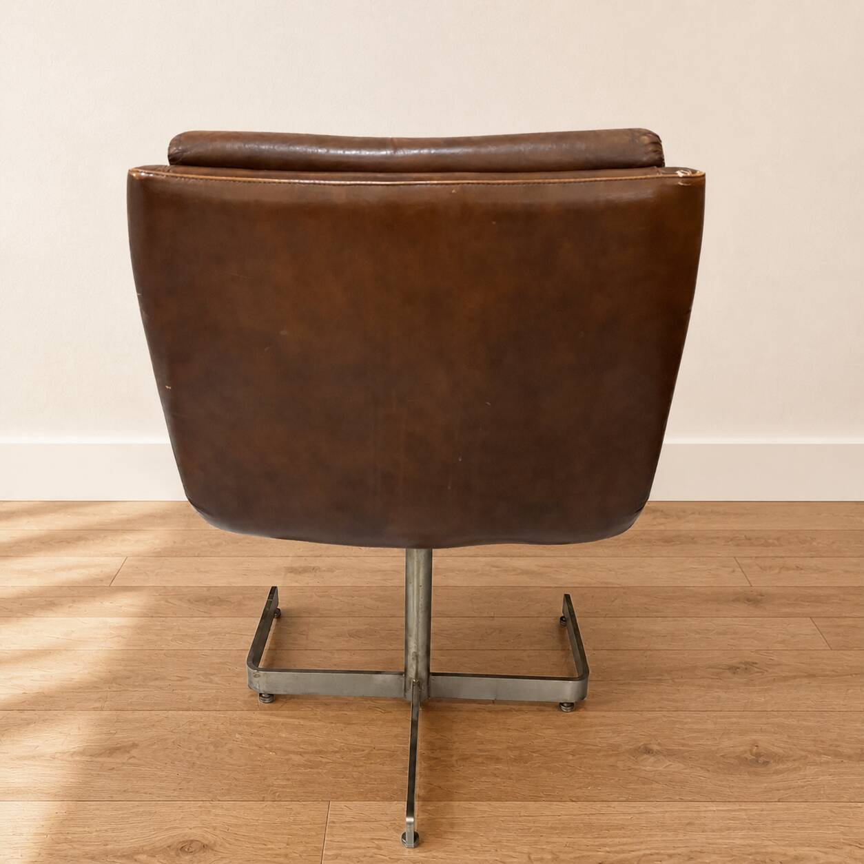 Chaise de bureau de Raphaël Raffel années 70