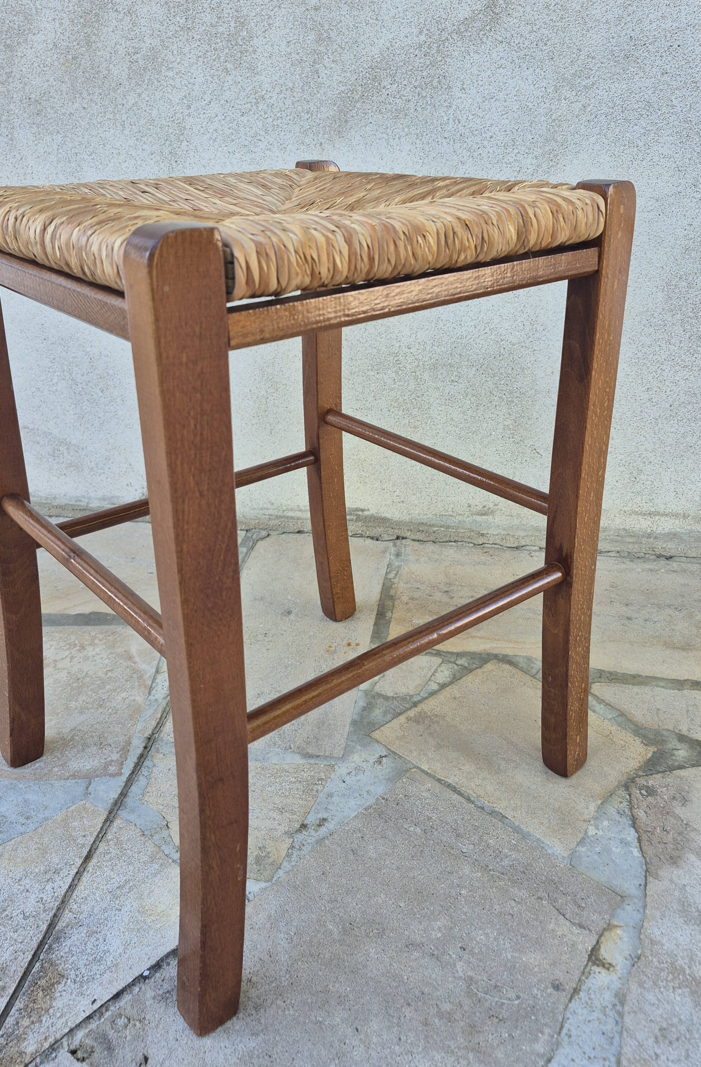 Tabouret paillé Français vintage
