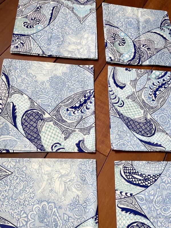 6 New "Trianon" Cotton Satin Napkins