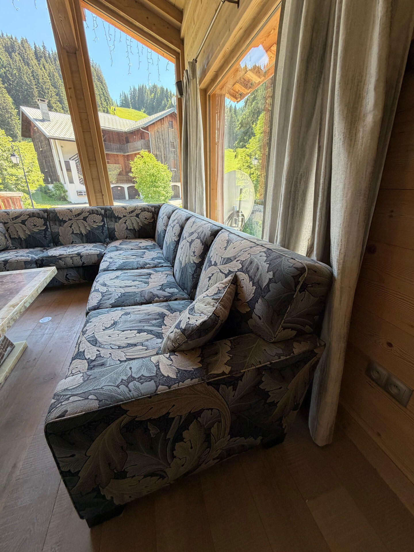 Kingcome Sofas corner sofa for 8 people