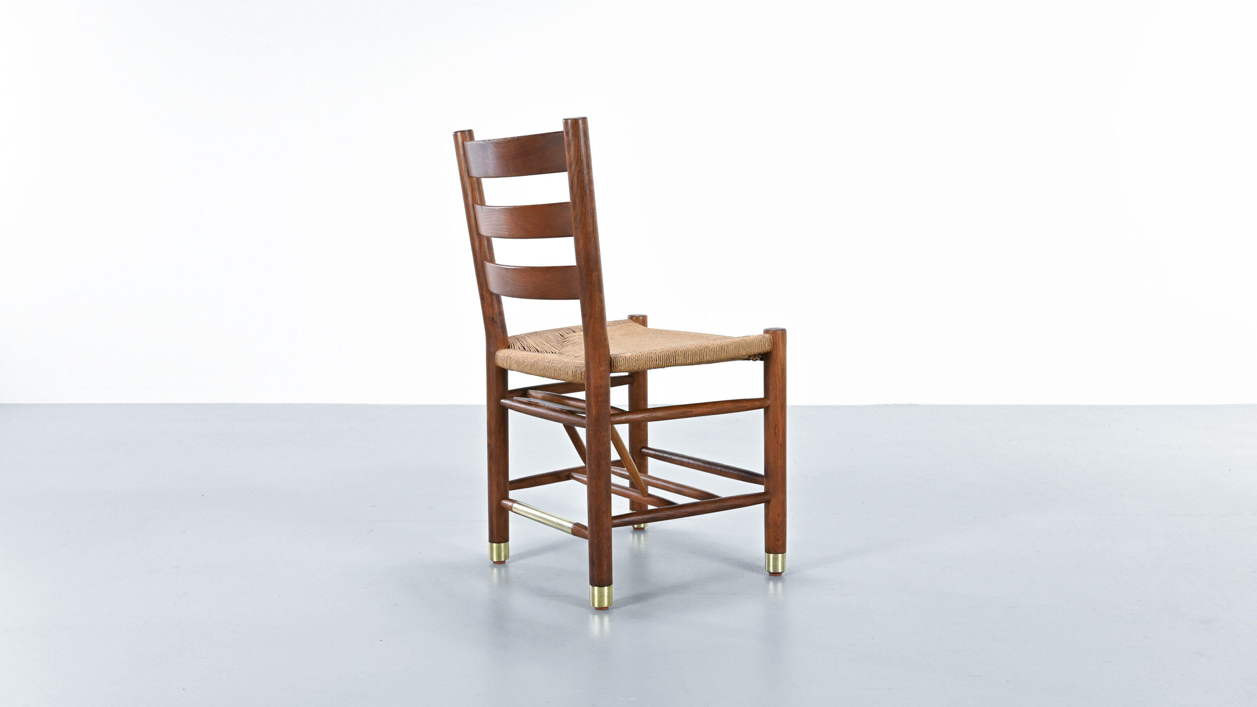 Viggo Hardie-Fischer, set of 6 Danish church chairs in oak for Sorø Møbelfabrik. 1950s