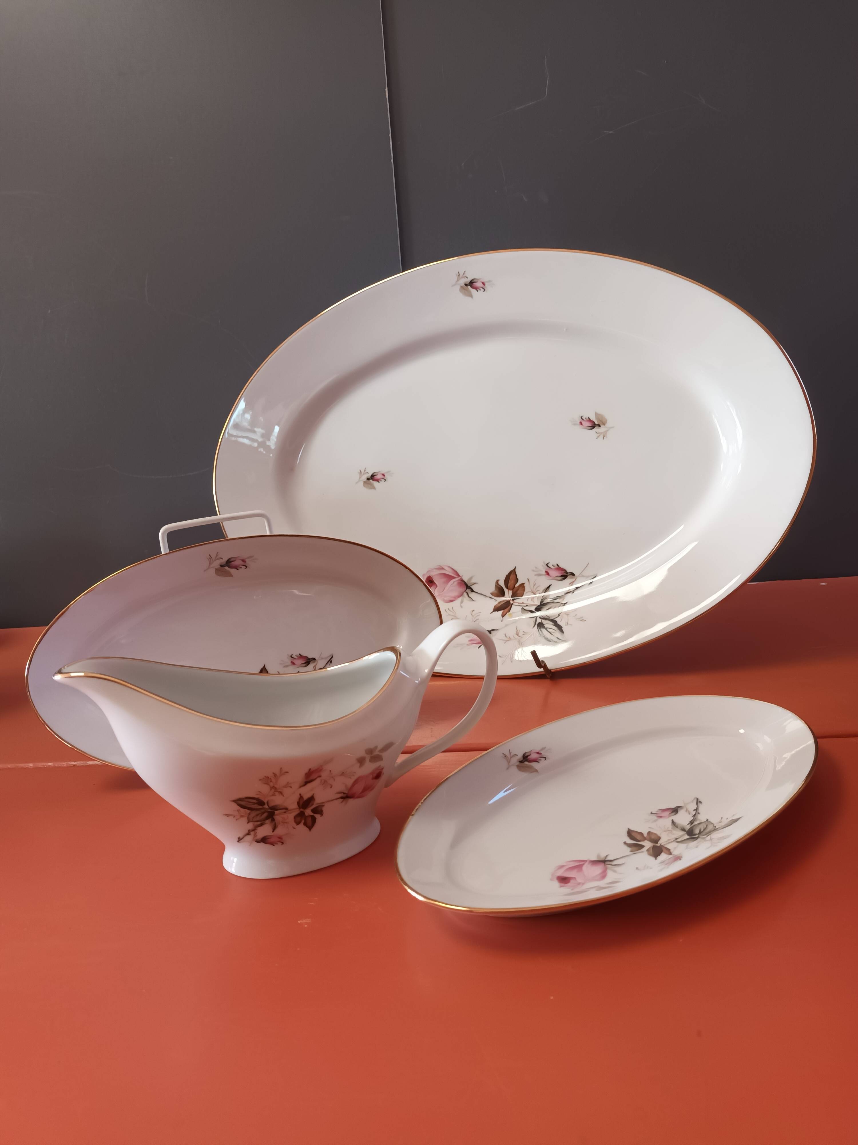 Porcelain limoges service