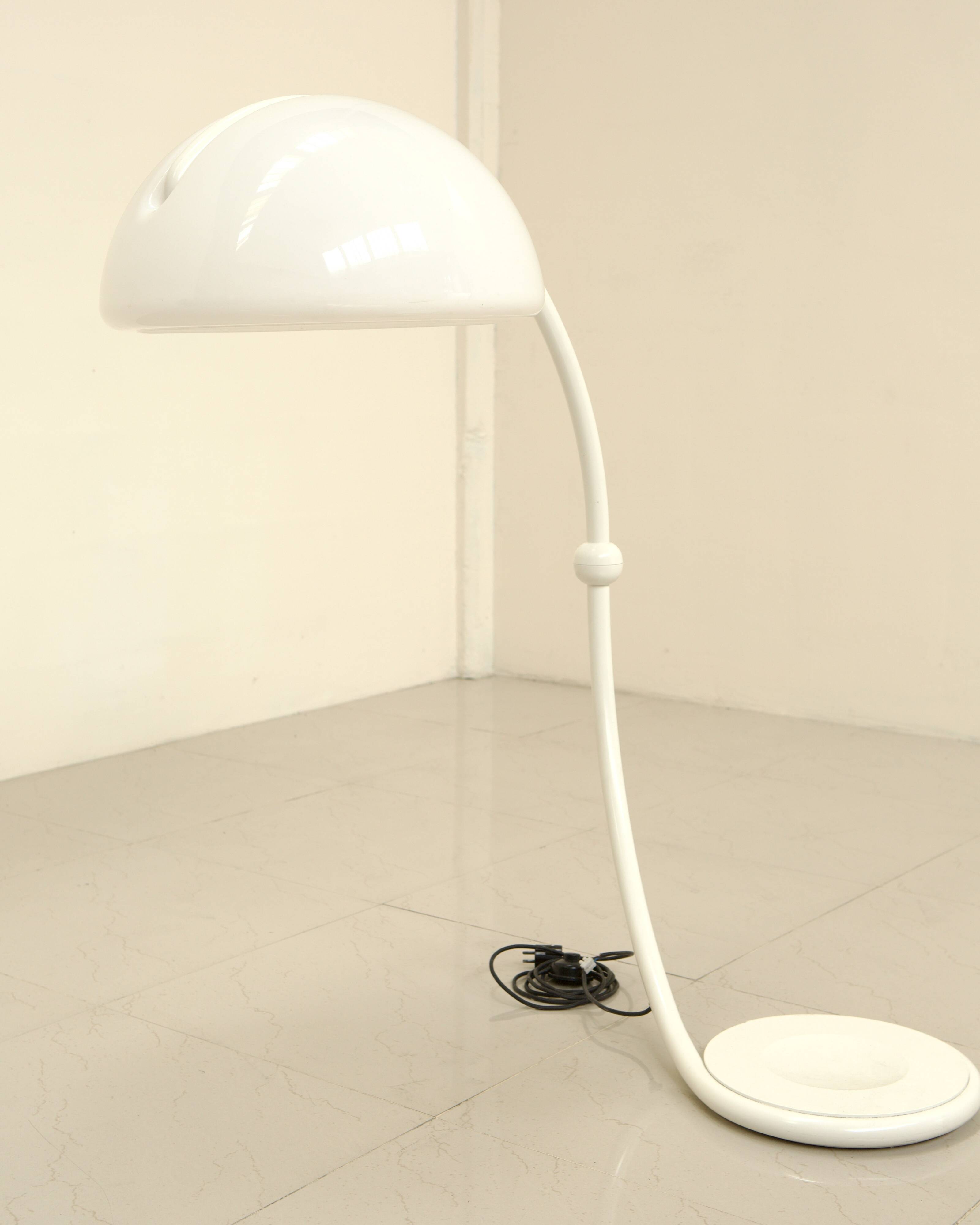 Lampe de sol "Serpente" par Elio Martinelli pour Martinelli Luce 70's