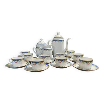 Service à café ou thé dix tasses porcelaine début XXème