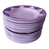 Art Deco earthenware plates: 10 flat and 11 soup plates