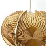 Suspension in wire and wood from the 1970s.