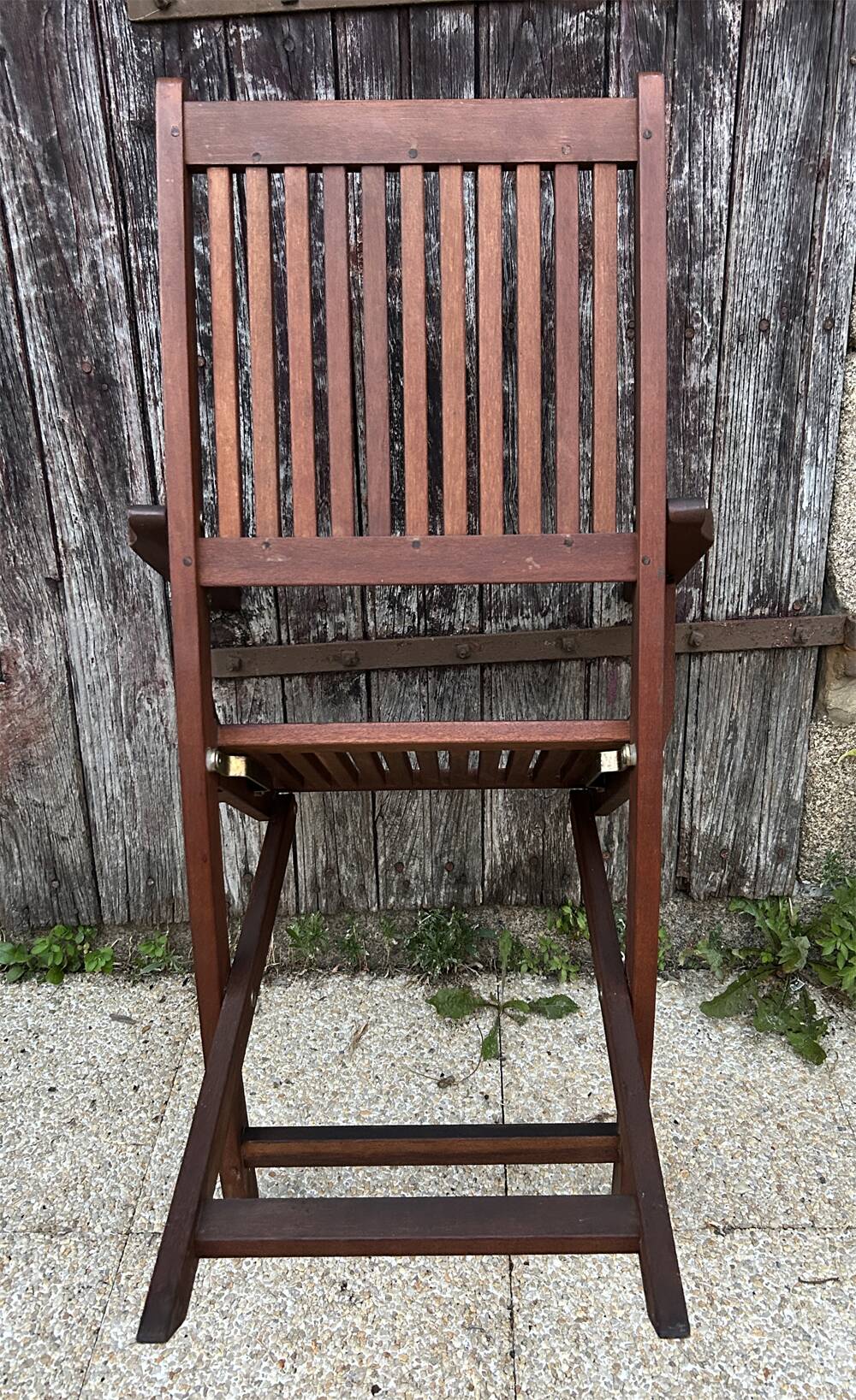 Elegant Folding Garden Chair in Teak – beautiful era holiday style
