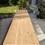 Farm table