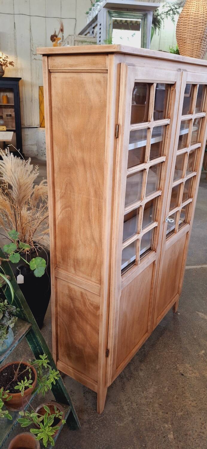 Old display case