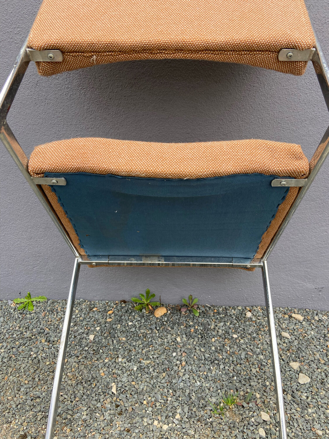 Set of 4 chromed metal chairs