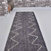 Tapis décoratif ancien en pompons sku 3826