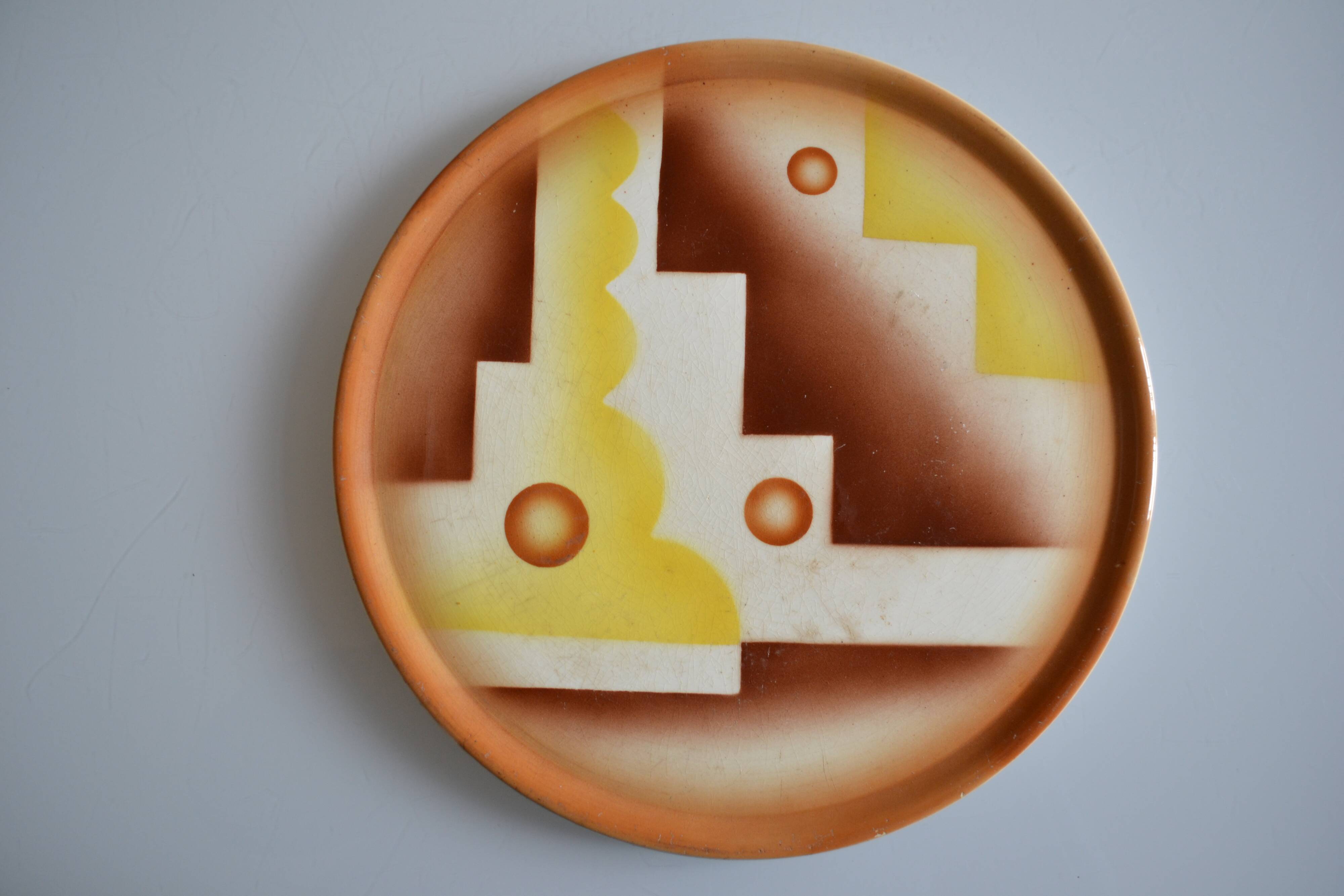 Art deco ceramic dish with geometric decor
