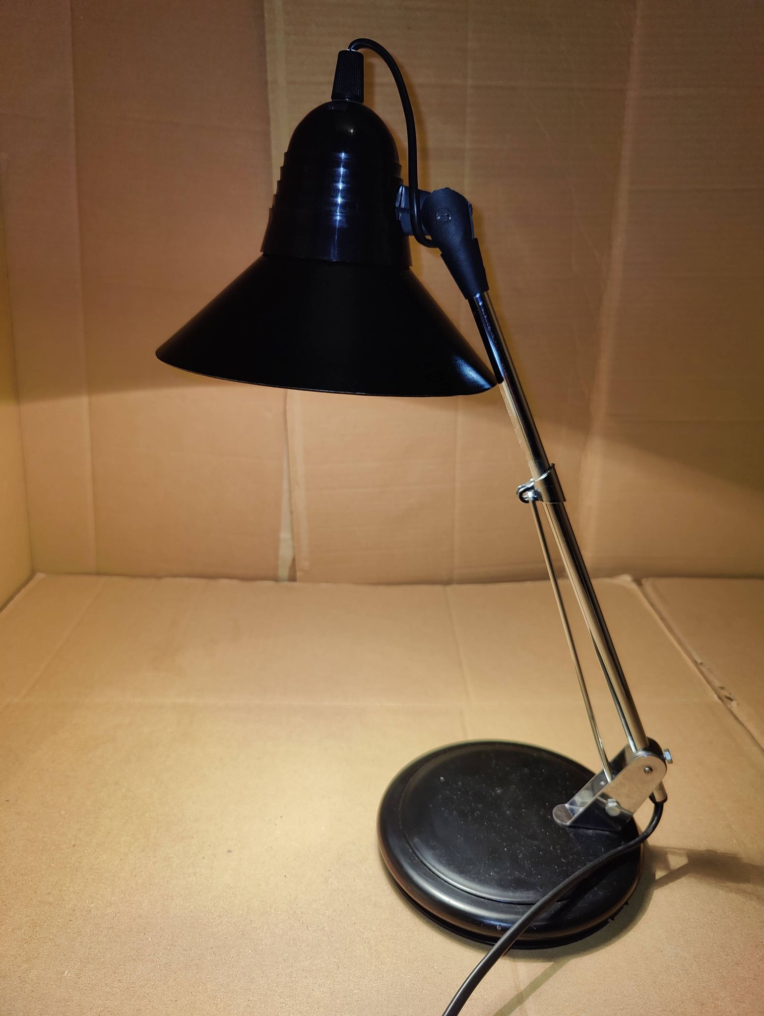 Lampe de bureau noir Aluminor années 80