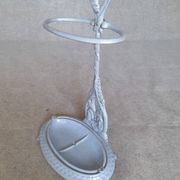 Porte-parapluie en fonte émaillée