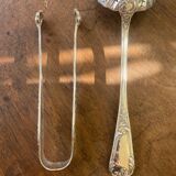 Sprinkling spoon and sugar tongs set