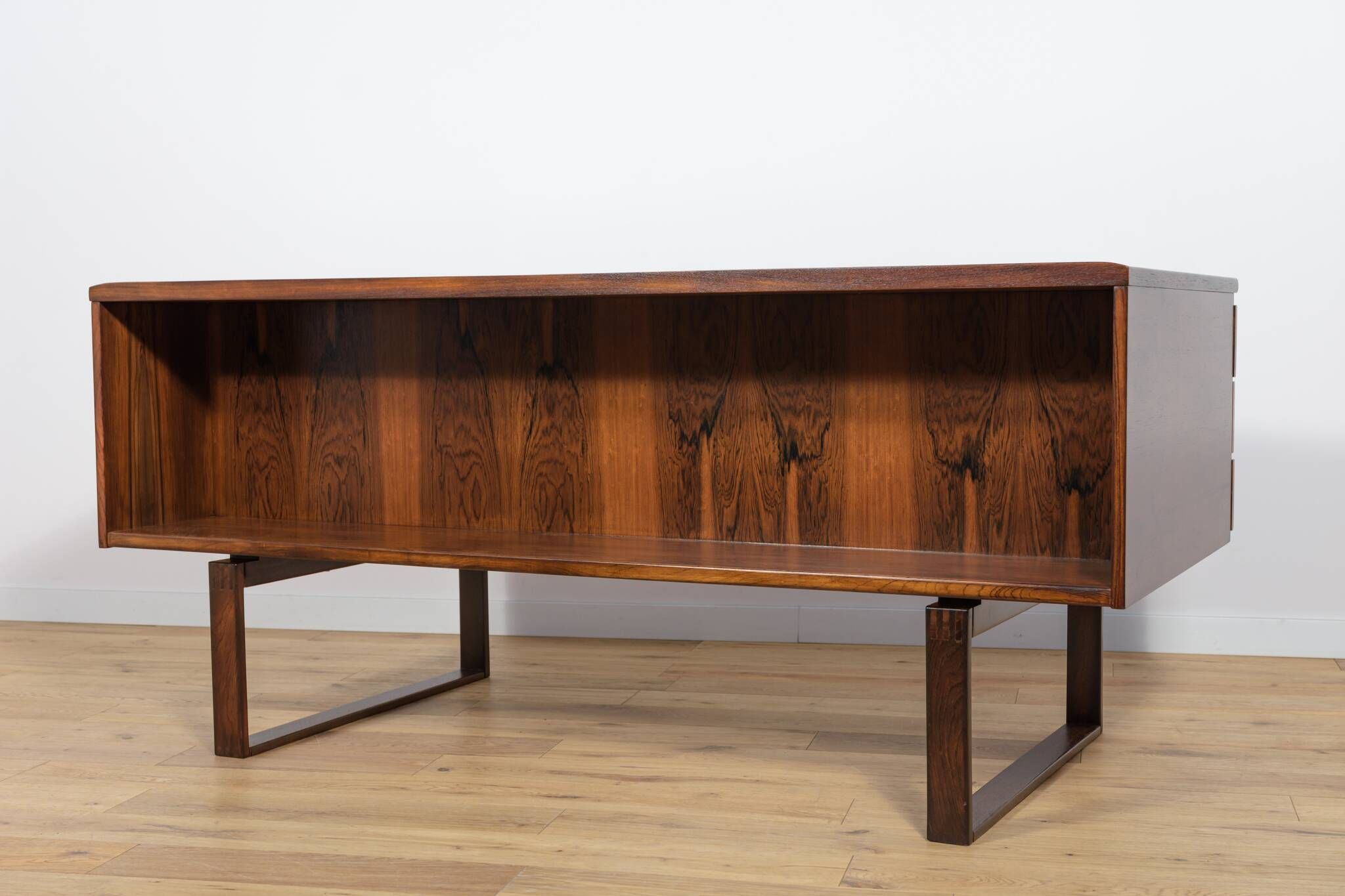 Mid-Century Rosewood Freestanding Desk by Torben Valeur & Henning Jensen for Dyrlund, 1960s