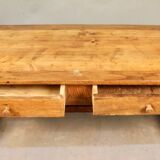 Opening oak coffee table with 2 drawers